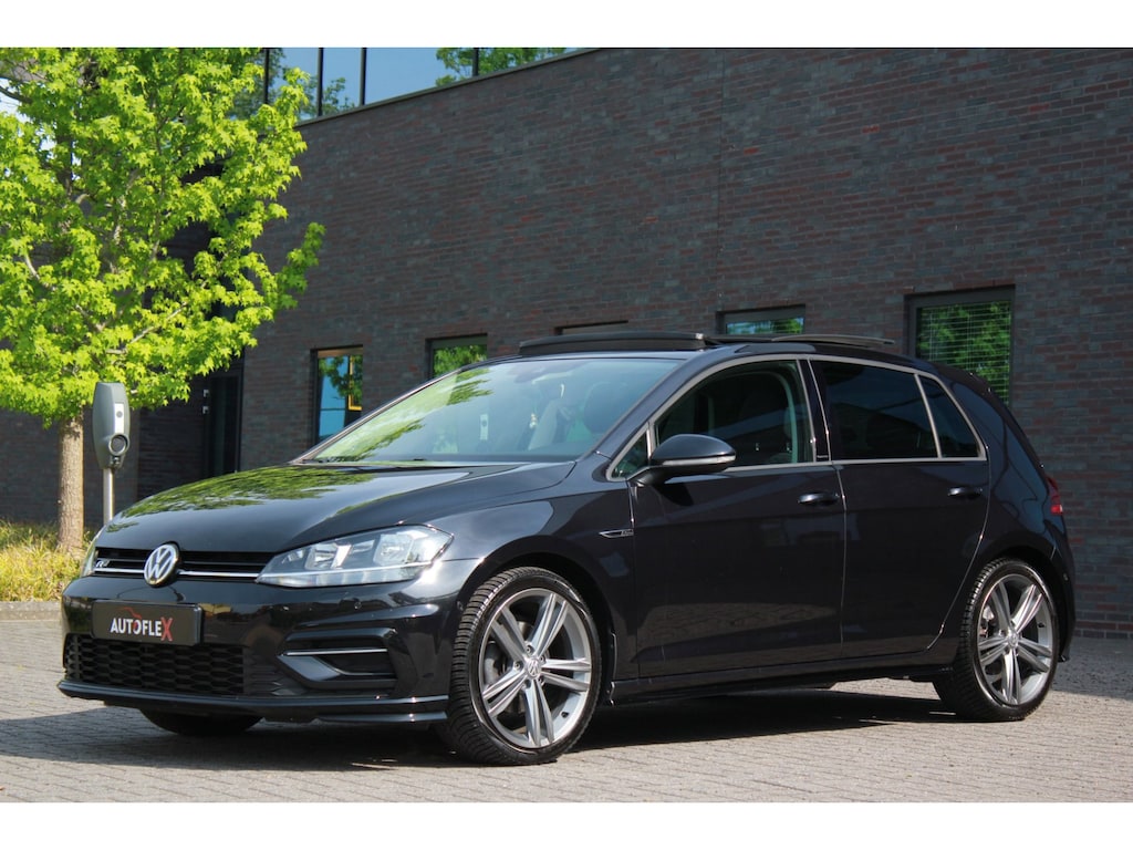 Volkswagen Golf 1.5 TSI Highline