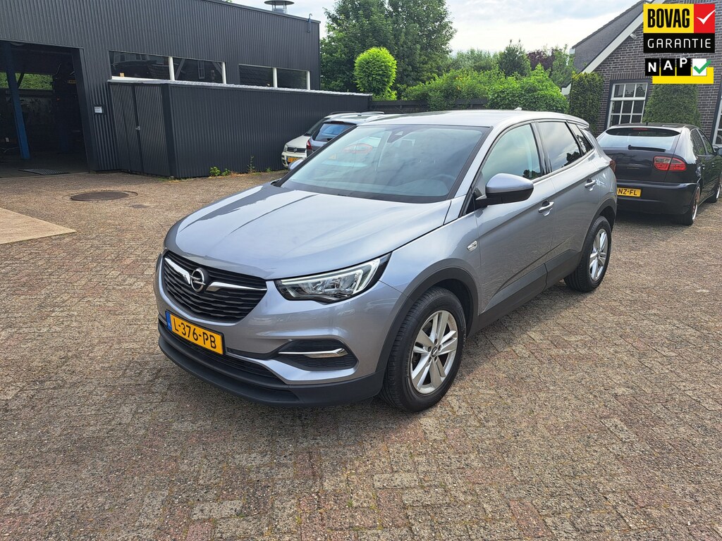 Opel Grandland X 1.2 Turbo Edition