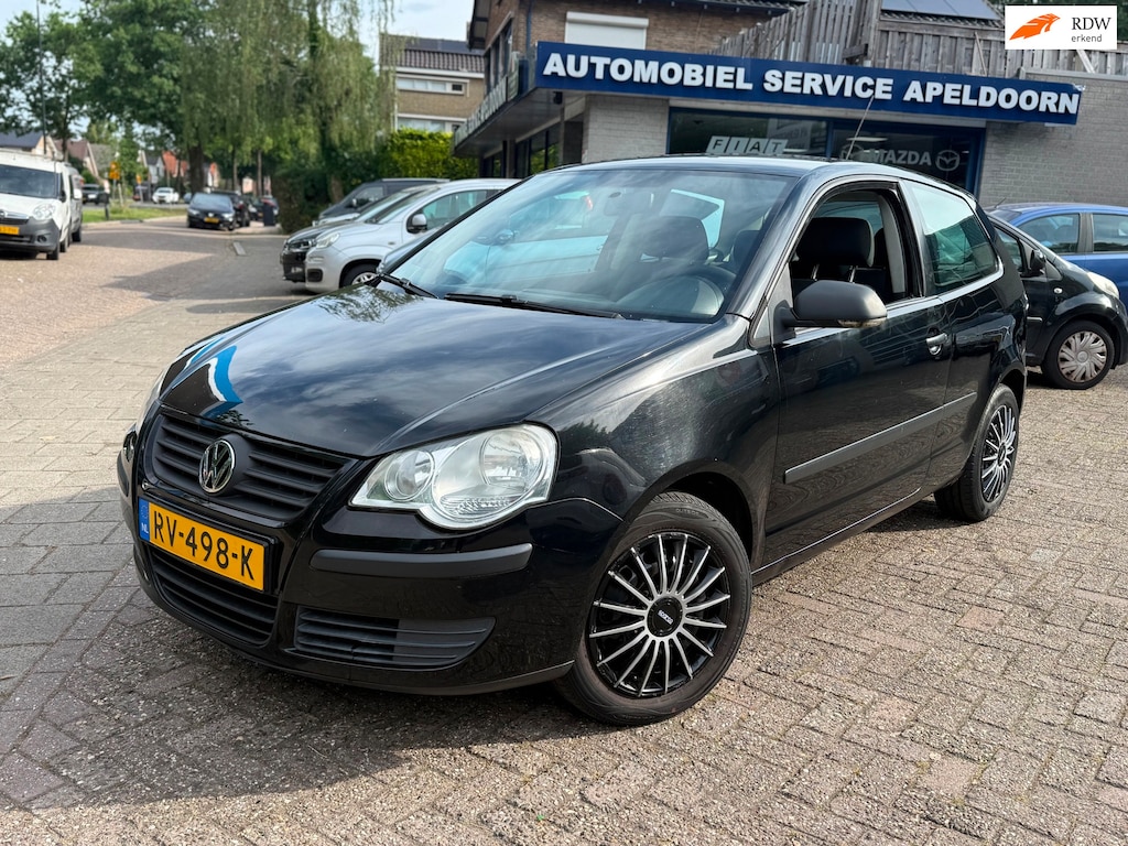 Volkswagen Polo 1.2 Easyline * NW. APK*AIRCO*ELEKTR. RAMEN*STUURBEKR.*