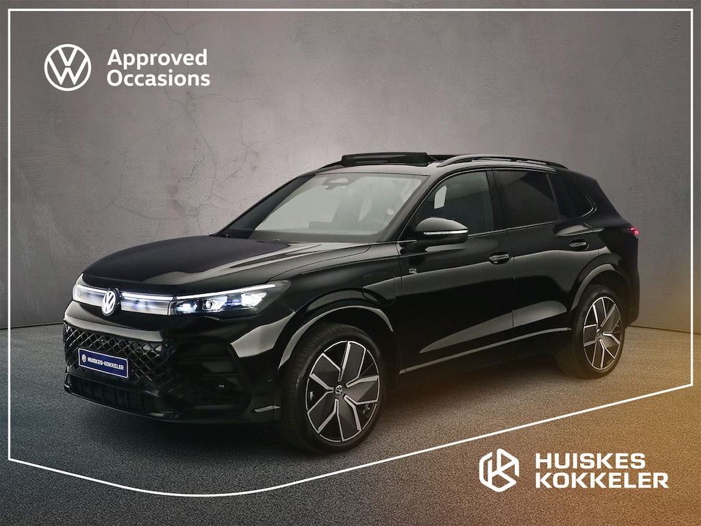 Volkswagen Tiguan R-Line Edition 1.5 TSI eHybrid 272pk DSG Automaat Trekhaak, Panoramadak, Black Style, Adaptive cruise control, LED matrix koplampen, Head up display