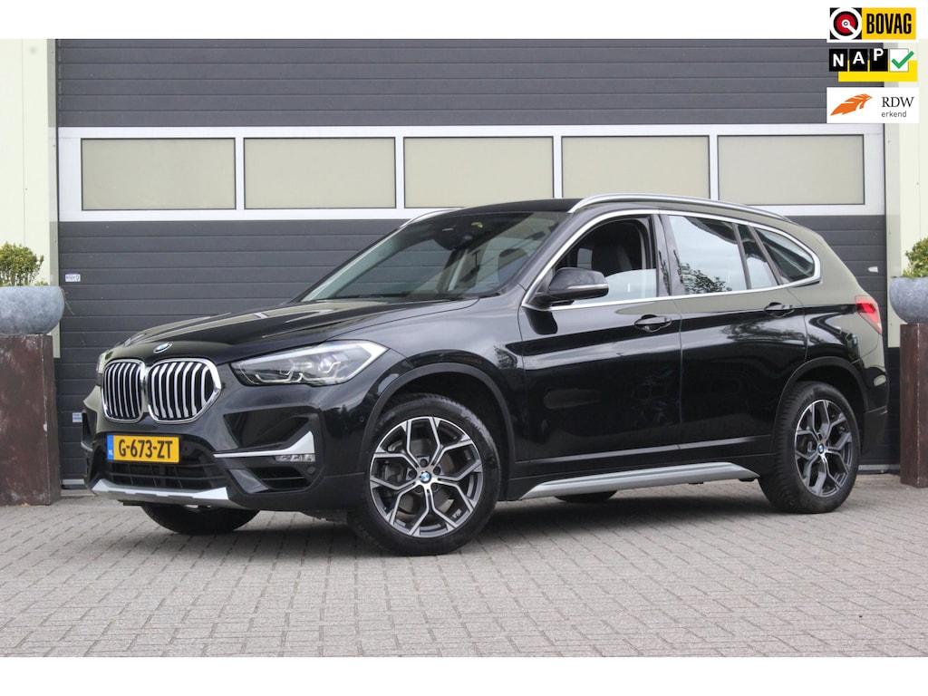 BMW X1 SDrive18i High Executive Edition | Trekhaak | Facelift |