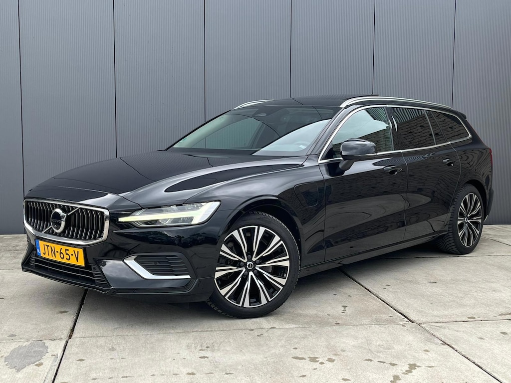 Volvo V60 2.0 T6 Plug-in hybrid AWD Ultimate Bright Long Range | Adaptive Cruise | Harman Kardon | Memory | Panoramadak |