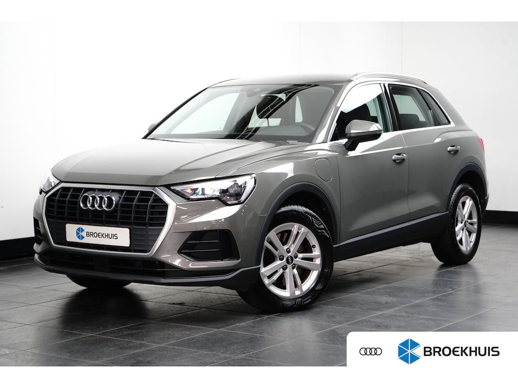Audi Q3 45 TFSI e 245PK PHEV S-Tronic | PDC V+A | App connect | Lederen stoelen zwart | Stoelverwarming voor