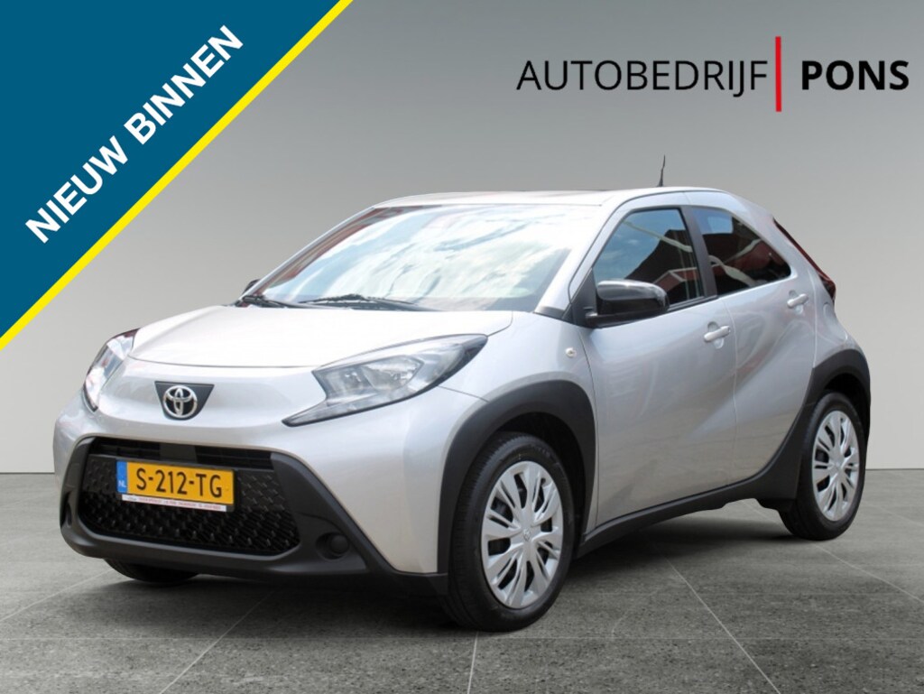 Toyota Aygo X 1.0 VVT-i MT Play