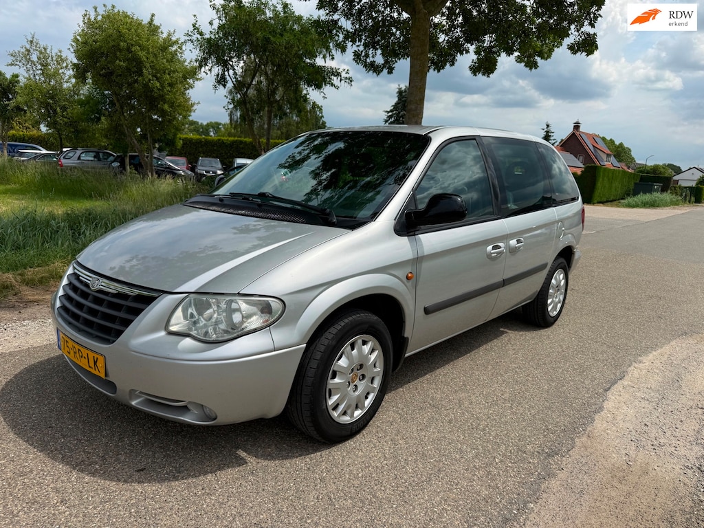 Chrysler Voyager 3.3i V6 SE Luxe 7-Persoons Nieuwe Apk