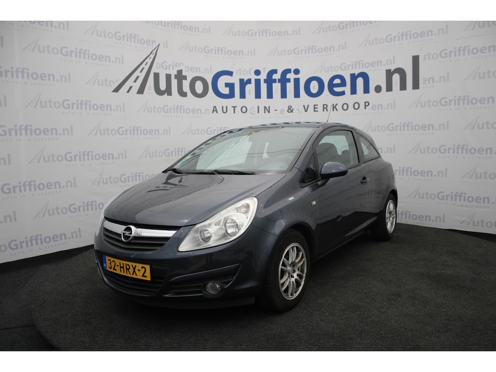 Opel Corsa 1.2-16V Enjoy nette 3-deurs met airco