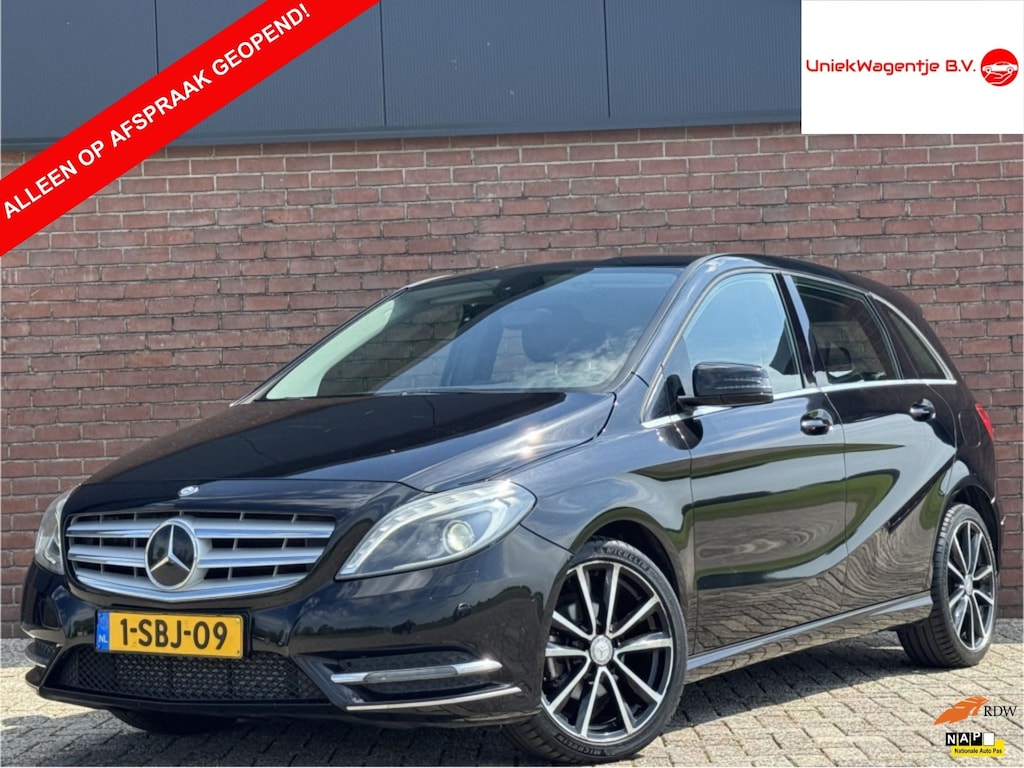 Mercedes-Benz B-klasse 180 AMBITION | NL-AUTO! | LEDER!