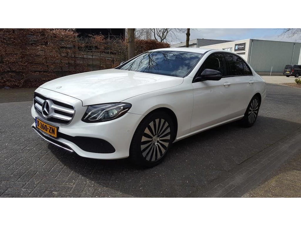 Mercedes-Benz E-klasse E 200 Prestige , Automaat, camera
