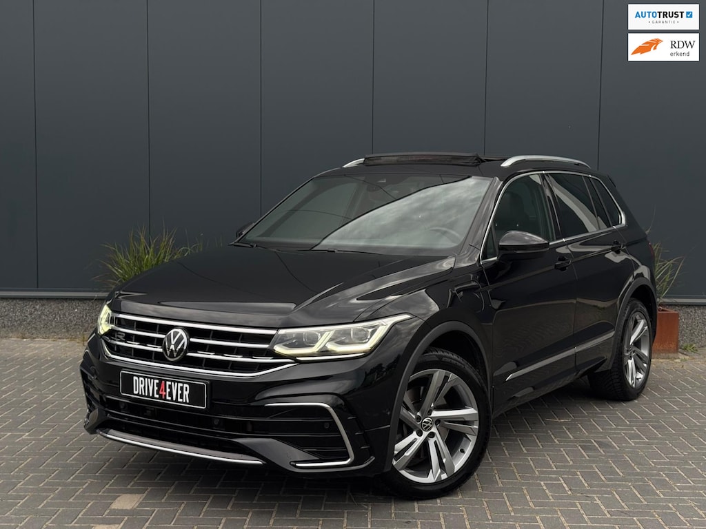 Volkswagen Tiguan 1.4 TSI eHybrid 3x R-Line FULL PANO | NAVI | CARPLAY | CAMERA | SPORTVELGEN | IQ LIGHT