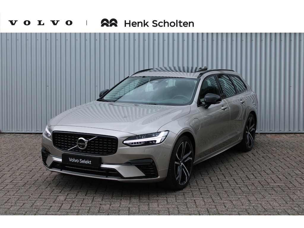Volvo V90 T8 Automaat Plug-in hybrid AWD Ultra Dark | Premium Audio by Bowers en Wilkins| Luchtvering | Voorstoelen met massage functie| Interieur Voorverwarming| Gelaagde Zijruiten| Semi electrische Trekhaak| 20 Inch Lichtmetalen velgen.