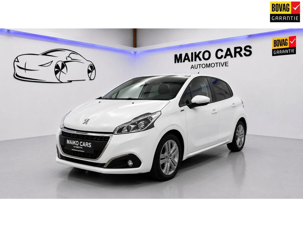 Peugeot 208 1.2 PureTech Signature SKY GLASDAK
