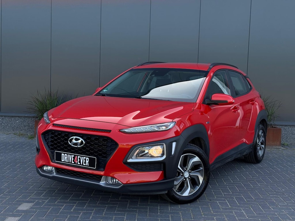 Hyundai Kona 1.6 GDI HEV Comfort HYBRID TREKHAAK | NAVI | CARPLAY | SPORTVELGEN | CR CONTROL
