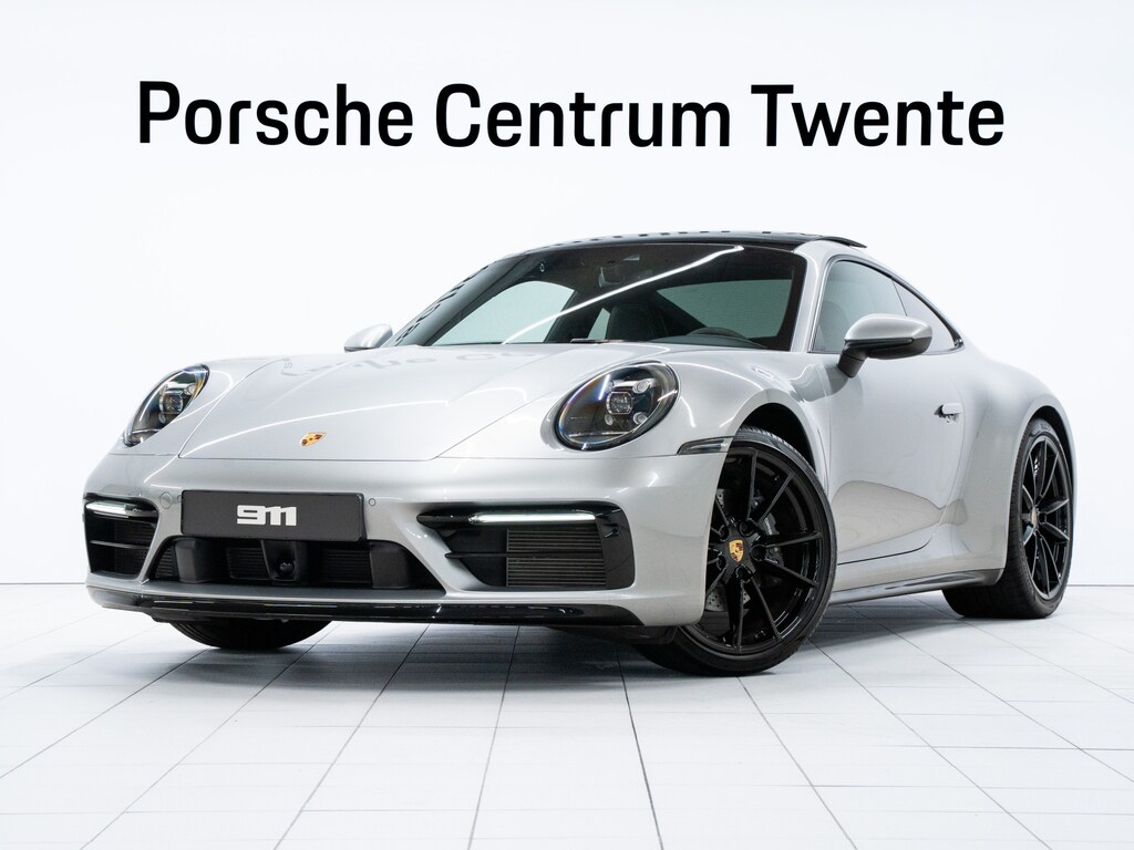 Porsche 911 Carrera 4