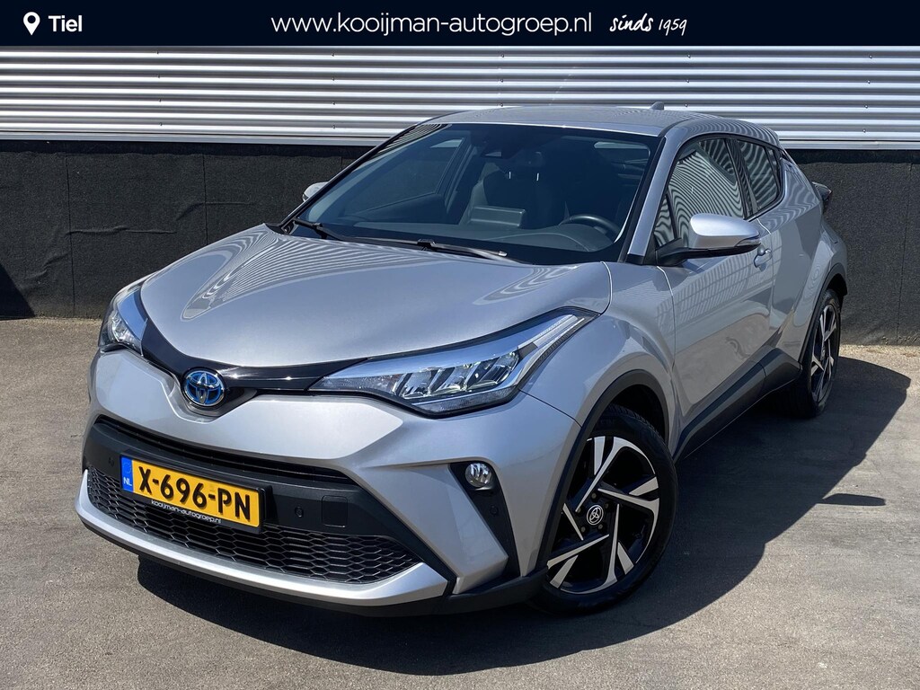 Toyota C-HR / C-HR+ 2.0 Hybrid Dynamic Trekhaak, Dodehoekdetectie, Smart Key, Parkeersensoren, Privacy glass, All-season banden, LMV, NL-auto