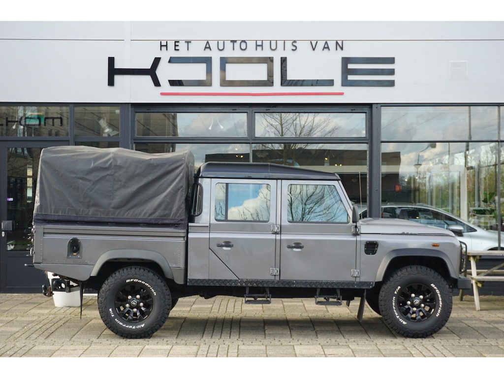 Land Rover Defender 2.2 D 130" S Crew Cab