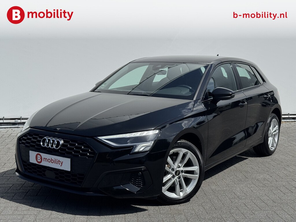 Audi A3 Sportback 30 TFSI Advanced edition Digitaal Dashboard Apple CarPlay | Adaptieve Cruise Control | Stoelverwarming | Sportstoelen | DAB