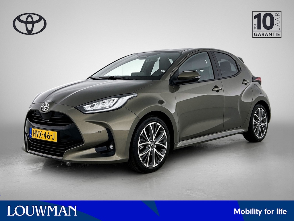 Toyota Yaris 1.5 Hybrid 130 Executive | BTW voertuig | Dealer Onderhouden | Dodehoek detectie | Stoel+Stuurverwarming | Parkeersensoren voor+achter | Draadloze telefoonlader | Apple CarPlay/Android Auto |