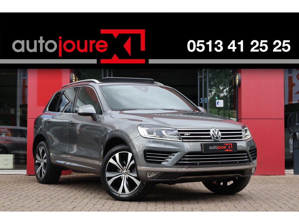 Volkswagen Touareg 3.0 TDI V6 R-line | Luchtvering | Panoramadak | 360* Camera | Leder | Trekhaak |