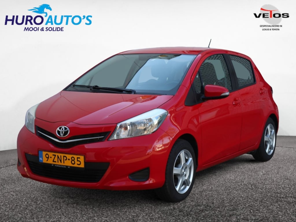 Toyota Yaris 1.0 VVT-i Aspiration | Airco | Camera | Trekhaak | 12 maanden BOVAG Garantie