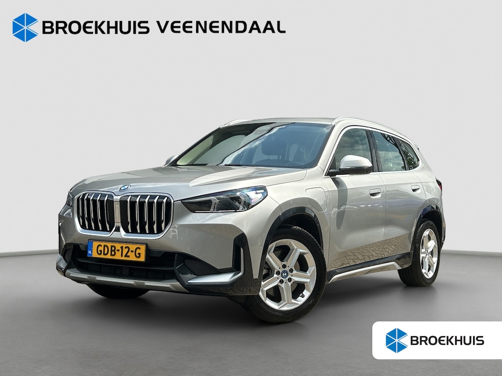 BMW X1 xDrive25e 245pk | Trekhaak | Leder | HUD | 360 camera |