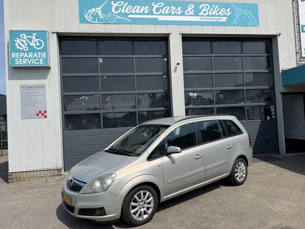 Opel Zafira 2.2 Temptation