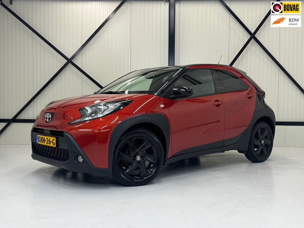 Toyota Aygo X 1.0 VVT-i S-CVT first|Carplay|Airco|Stoelverwarming|Cruis|Lane assist|