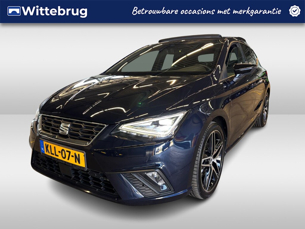 SEAT Ibiza 1.5 TSI FR 150pk Digital Cockpit / 18"LM velgen  / Panoramadak / LED verlichting / Navigatie HAL