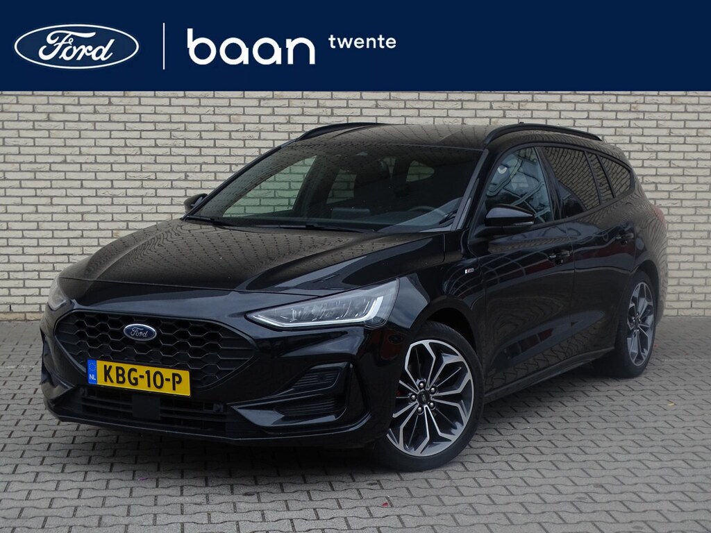 Ford Focus Wagon 1.0 EcoBoost Hybrid ST Line | 18 inch | Winter Pack | Blis | Camera | Adaptive Cruise | Carplay