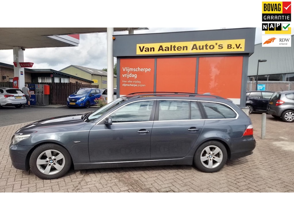 BMW 5-Serie Touring 523i prijs is incl nieuwe apk, afleverings beurt en garantie