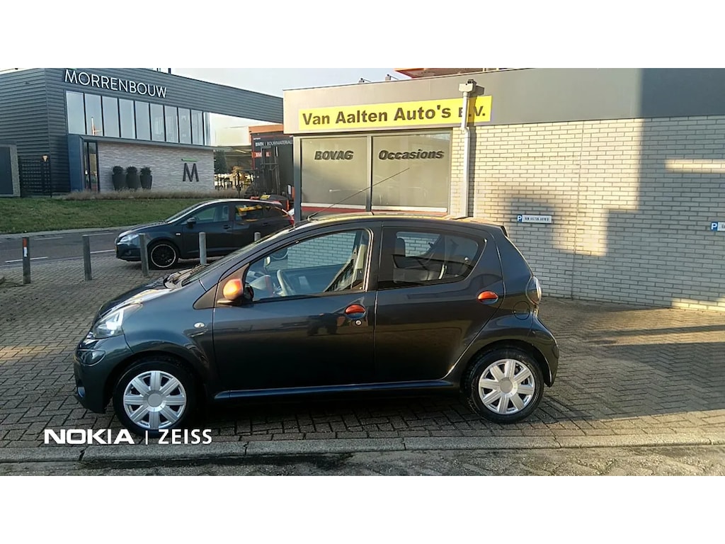 Toyota Aygo 1.0 12v VVT-i Comfort Orange