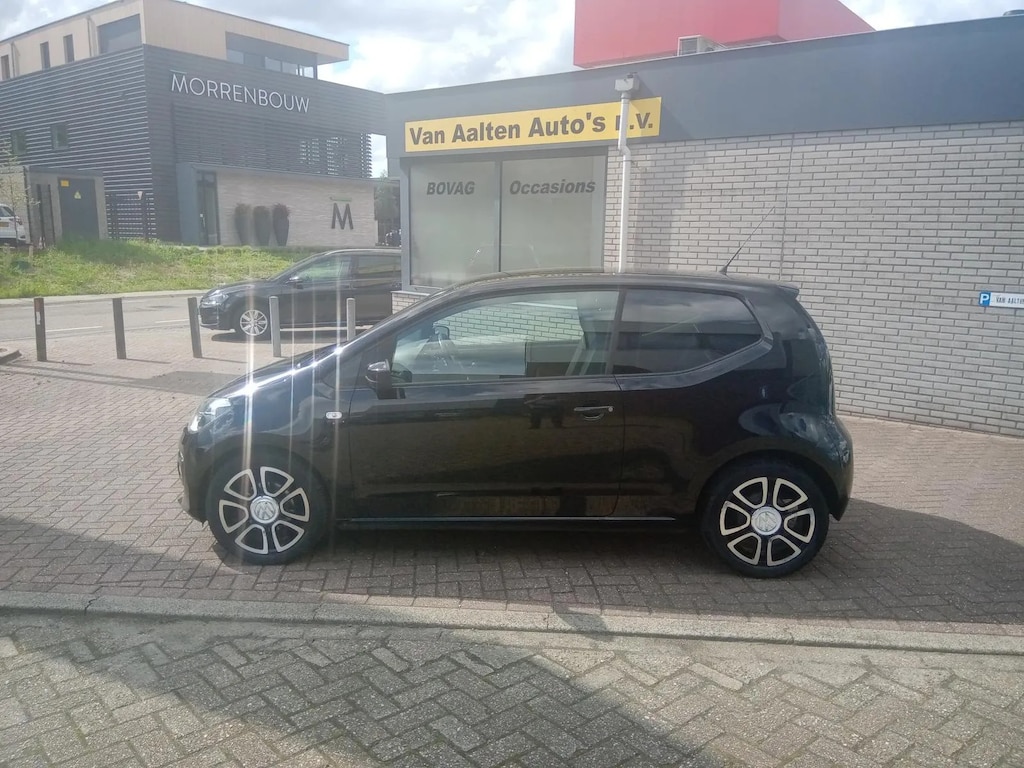 Volkswagen Up! 1.0 75pk move up!