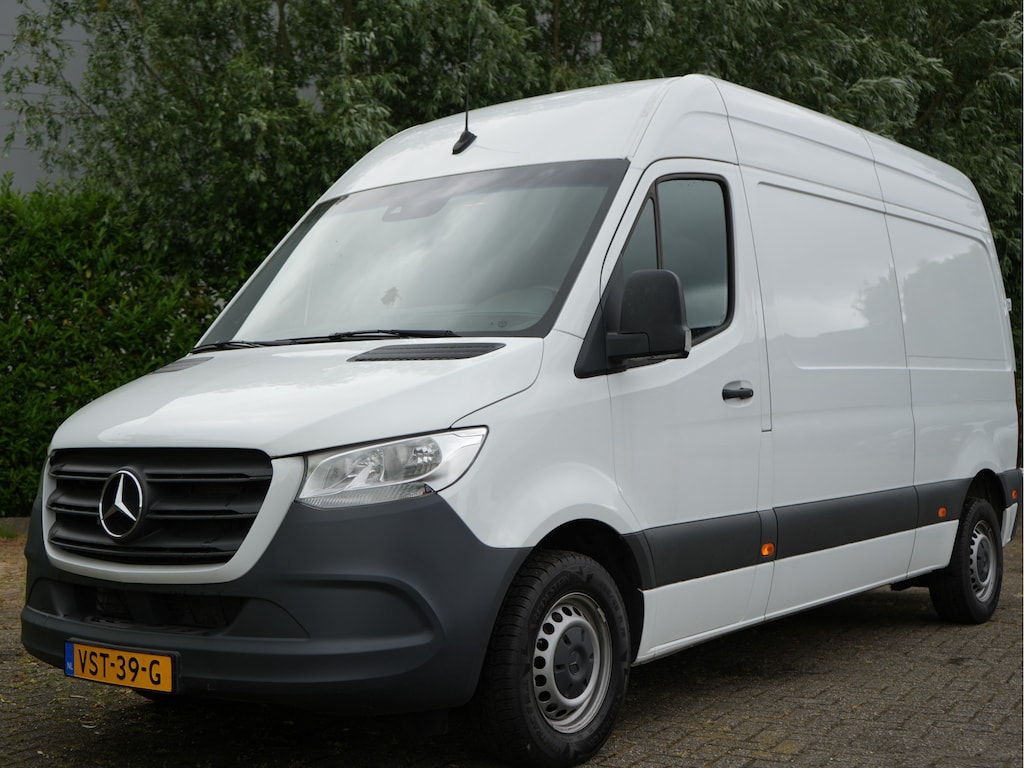 Mercedes-Benz Sprinter 215 1.9 CDI L2H2 FWD L2/H2 E6 trekhaak camera Navi