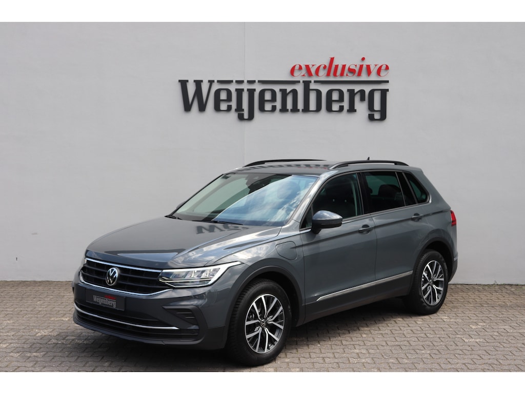 Volkswagen Tiguan 1.4 TSI eHybrid PHEV Trekhaak ACC Navi