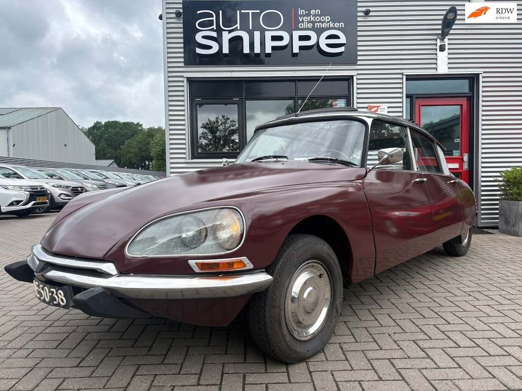 Citroën ID 20 RESTAURATIE OBJECT - APK VRIJ - WEGENBELASTINGVRIJ - LPG - HANDGESCHAKELD -