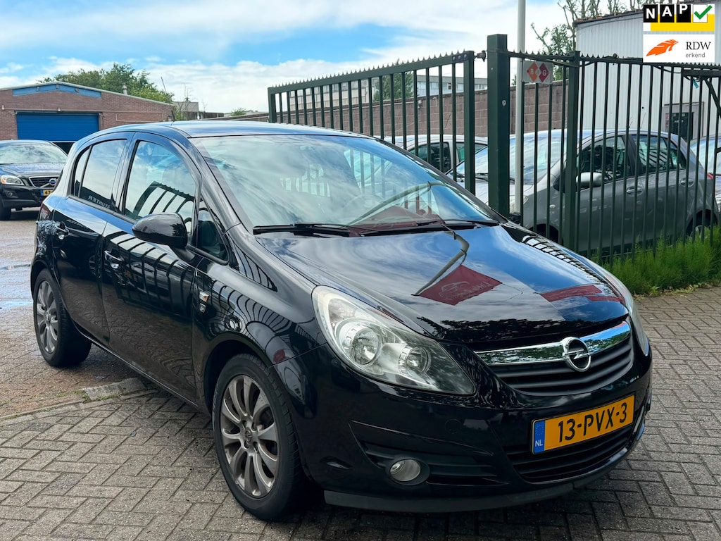 Opel Corsa 1.4-16V '111' Edition Cruis control airco elektrische ramen cv op afs