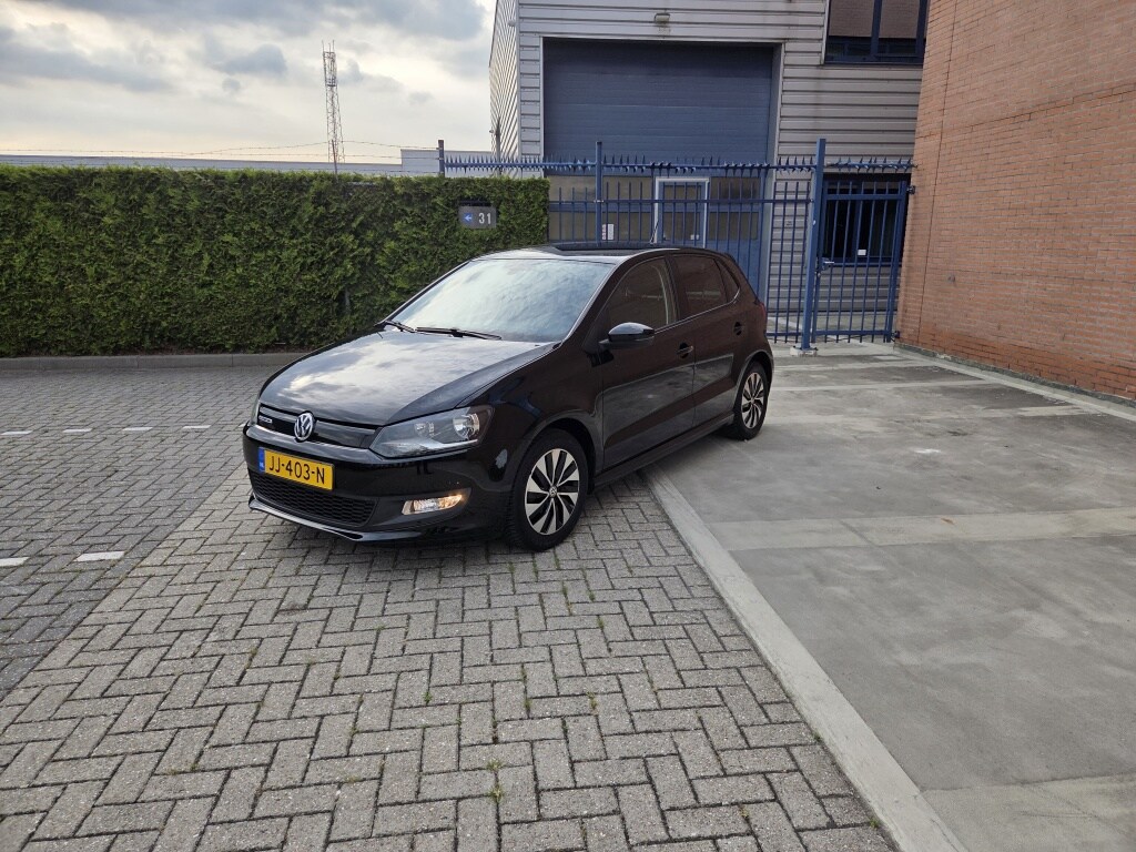 Volkswagen Polo 1.0 BlueM. Edition bj 2016 NAP