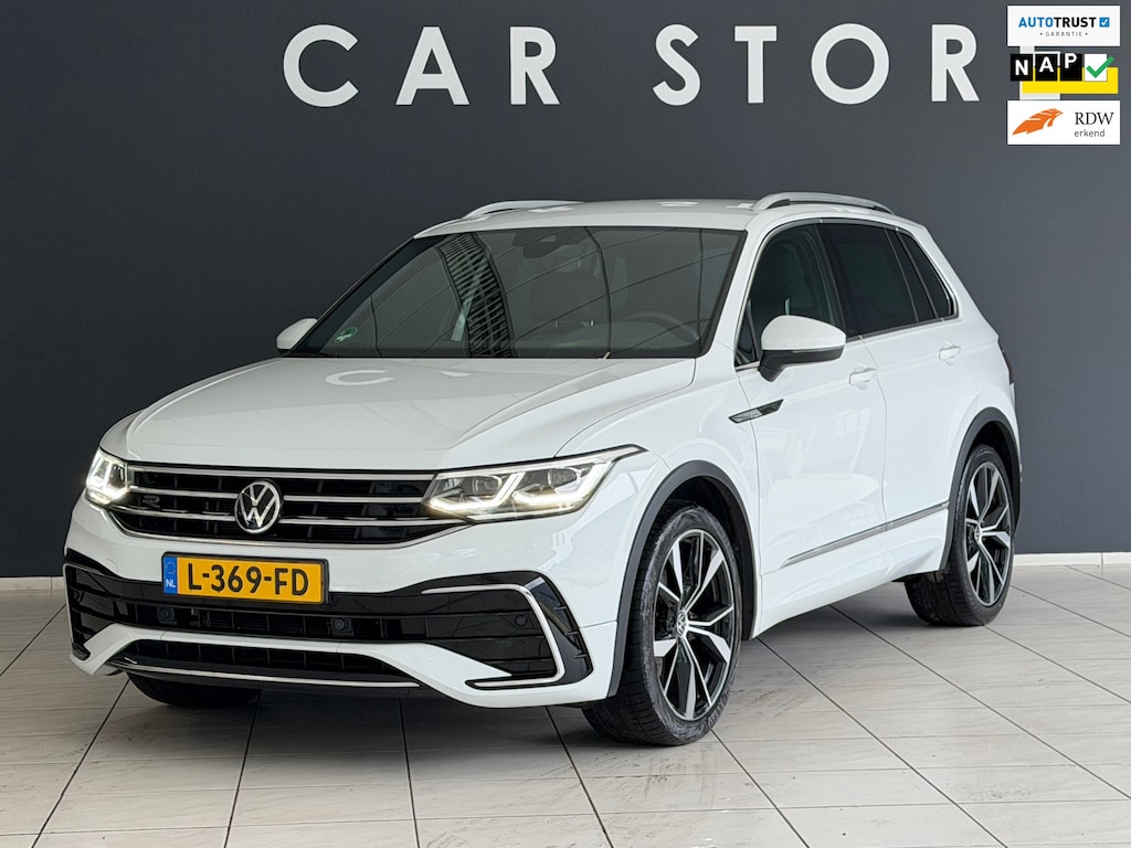 Volkswagen Tiguan 1.5 TSI R-Line Business+ Eerste eigenaar Dealer onderhouden