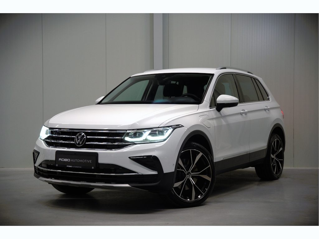 Volkswagen Tiguan 1.4 TSI eHybrid Elegance Business | Stoelverwarming | Stuurverwarming | Massage | 360 Camera | iQ Light | Ambiance Verlichting | Adaptive Cruise Control | Keyless | Apple Carplay | Navigatie | SOH 96%