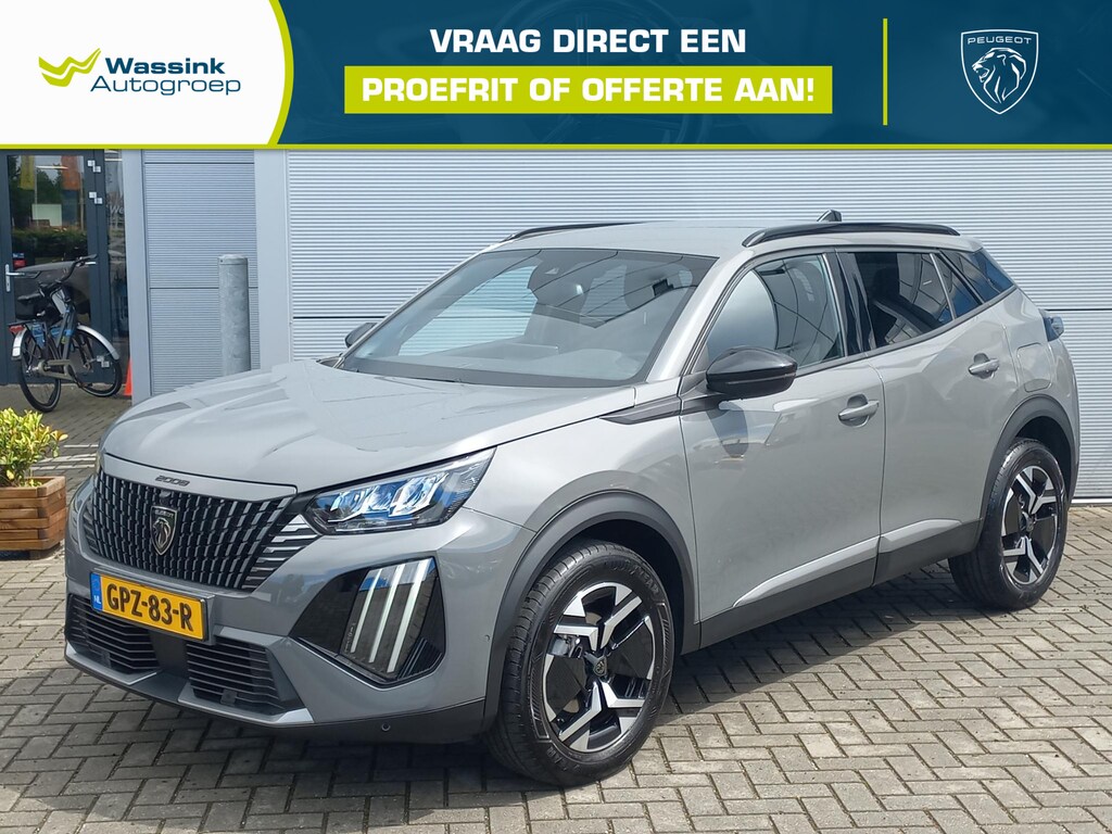 Peugeot 2008 1.2T 130pk Allure Pack Automaat | Climate control | Navigatie via Apple / Android | 17" Lm velgen | Adaptieve cruise control | Dode hoek detectie