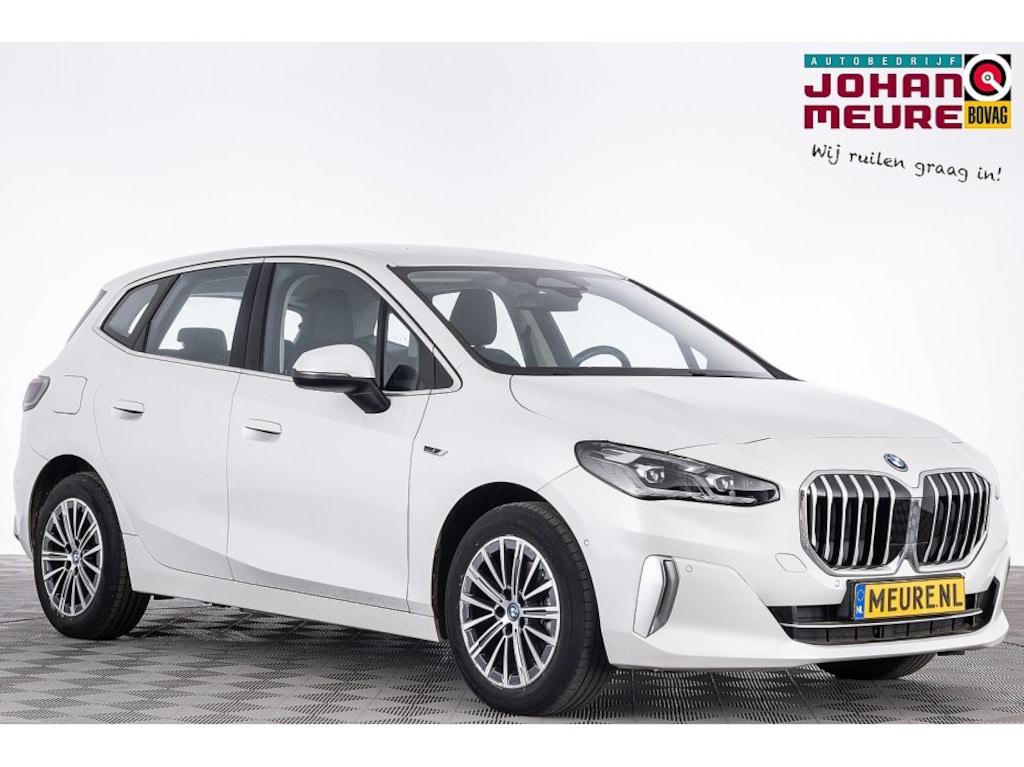 BMW 2-Serie Active Tourer 225 xDrive Luxury Line | Keyless | Camera