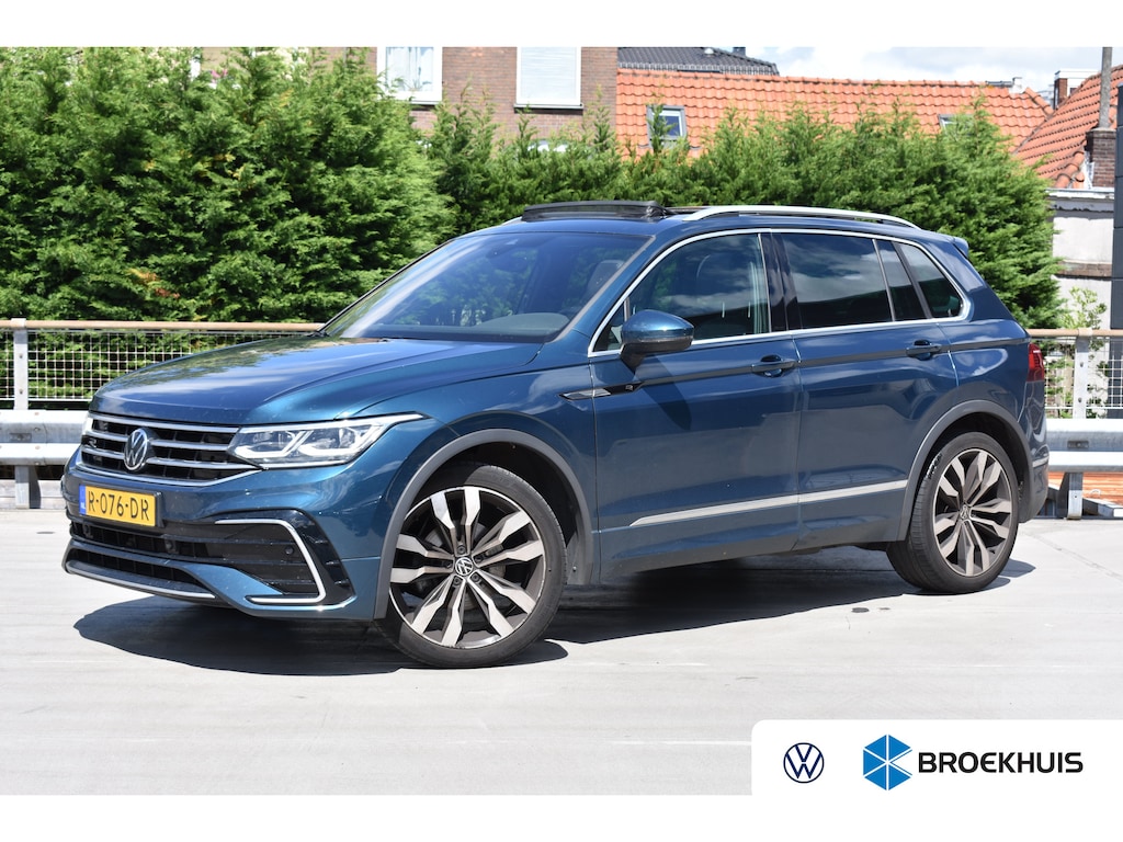 Volkswagen Tiguan 1.5 TSI 150PK R-Line Business+ DSG-7 | PANORAMA DAK | APP. CONNECT | CAMERA | NAVIGATIE | ADAPT. CRUISE | FULL LED | DAB+ | CLIMATE CONTROL