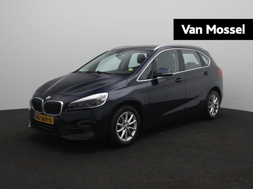 BMW 2-Serie Active Tourer 218i Corporate Lease Executive | Lichtmetalen Velgen | Elektrisch bedienbare achterklep | Navigatie