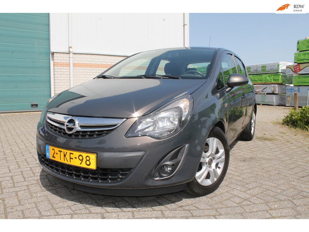 Opel Corsa 1.4-16V Design Edition - lage km stand - cruise contr. - lm velgen