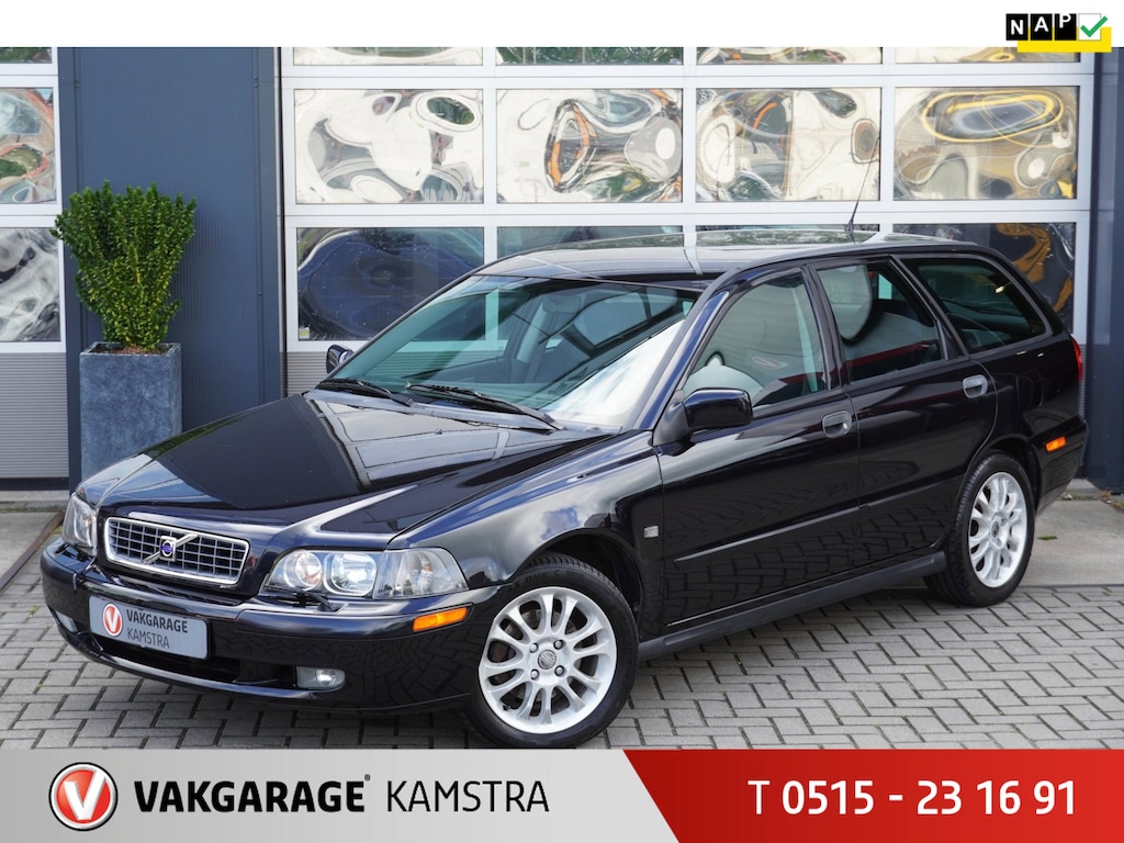 Volvo V40 2.0 Sports Edition NAP Origineel NL Airco/Cruise