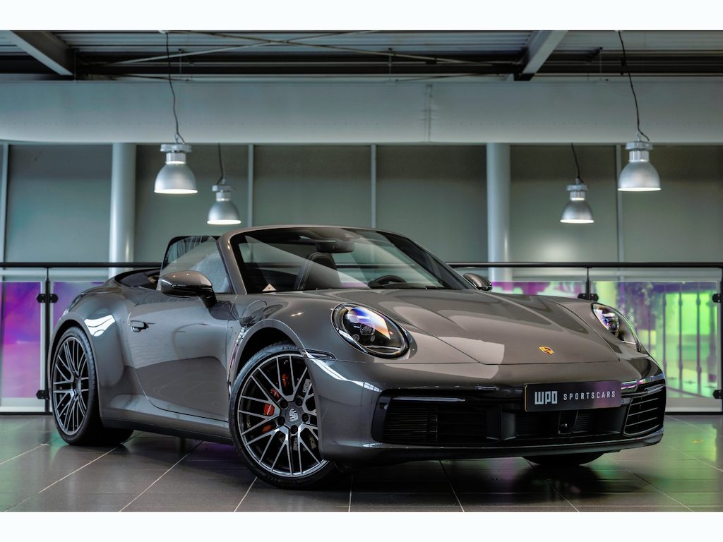 Porsche 911 Cabrio 3.0 Carrera 4