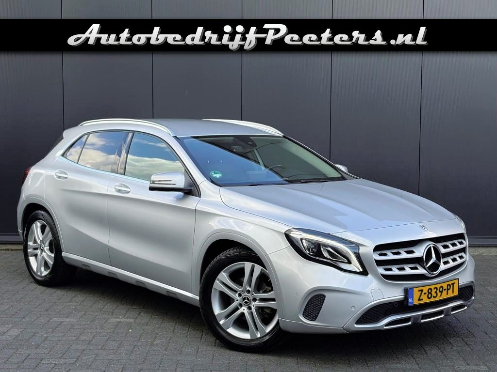 Mercedes-Benz GLA GLA 180 Aut. Sportstoelen Leder Navi Camera Cruise