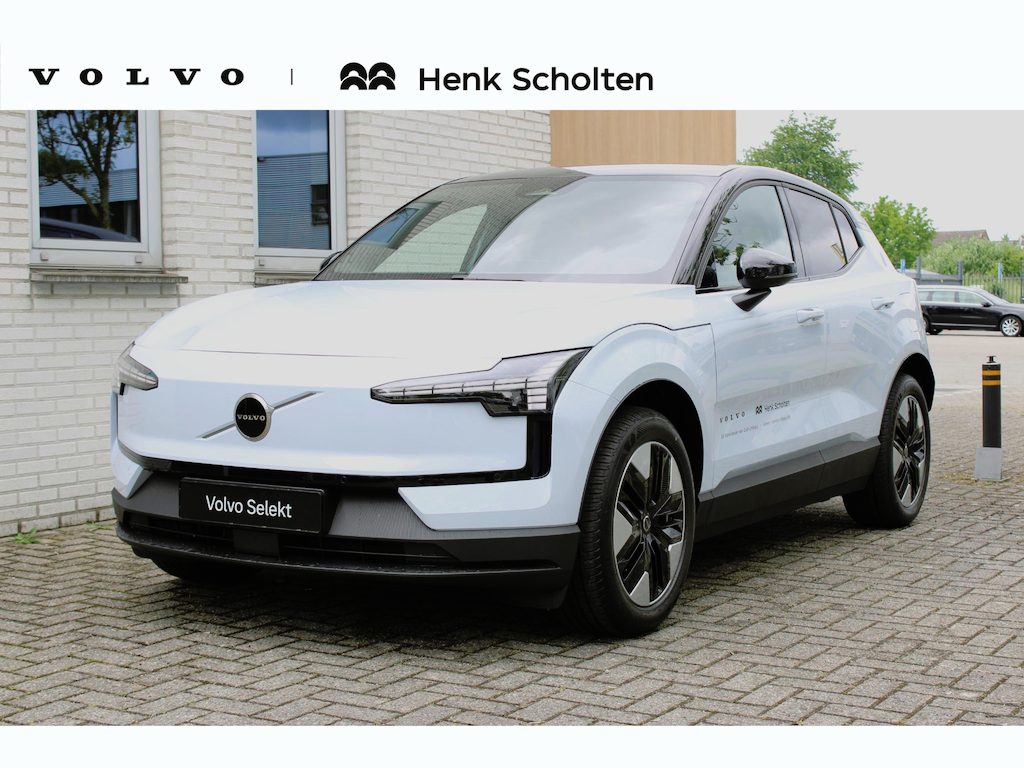 Volvo EX30 P5 Long Range Plus Europa 69 kWh | Android Auto/Apple CarPlay | Blind Spot | Verwarmbare Voorstoelen | Verwarmbaar Stuurwiel | Achteruitrij Camera | Adaptieve Cruise Controle |