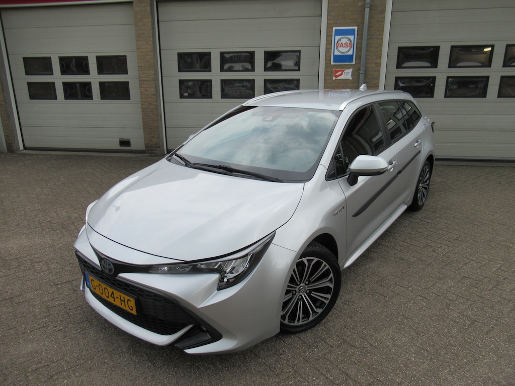 Toyota Corolla Touring Sports 1.8 Hybrid Dynamic AUTOMAAT