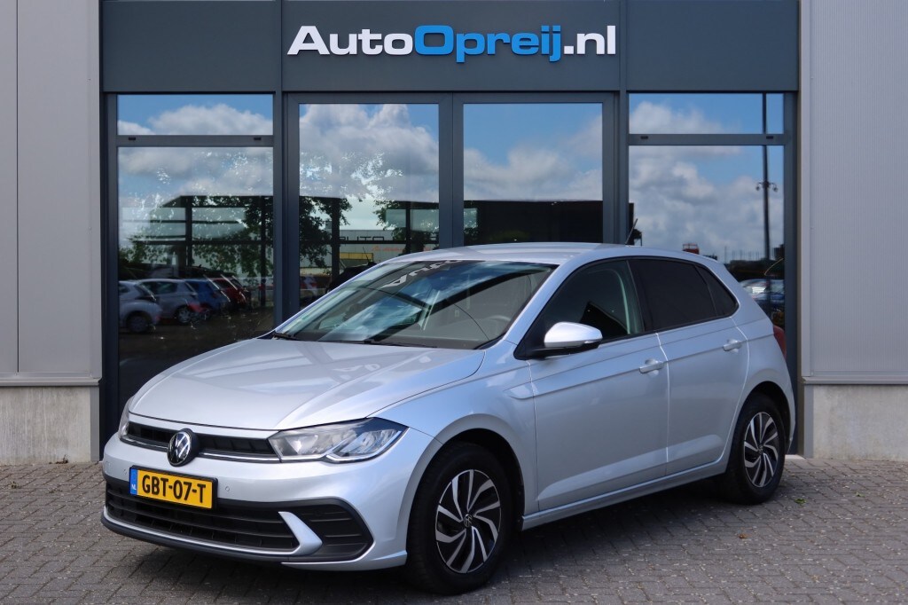 Volkswagen Polo 1.0 TSI Life Edition 95pk Clima, Carplay, Camera, Stoelverwarming, PDC v+a