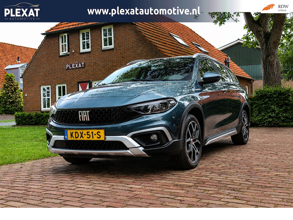 Fiat Tipo Cross Stationwagon 1.5 Hybrid Garmin Aut. | Adap. Cruise | Stoelverwarming | Full Led | Virtual Dash | Climate | NAP |